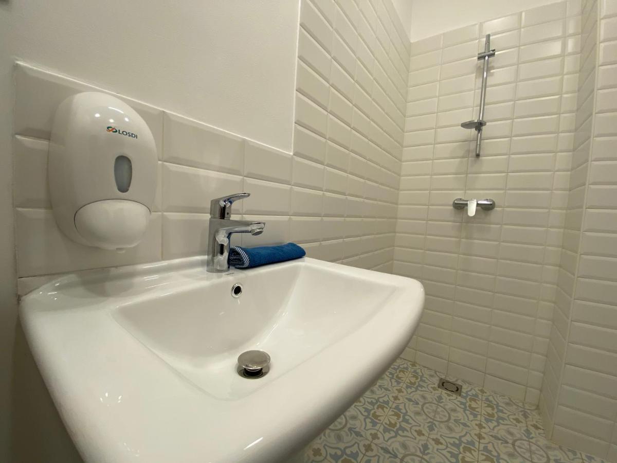 2 Bedroom 107 M2 Loft With Balcony Budapest Kültér fotó
