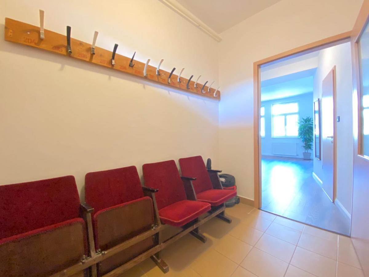 2 Bedroom 107 M2 Loft With Balcony Budapest Kültér fotó