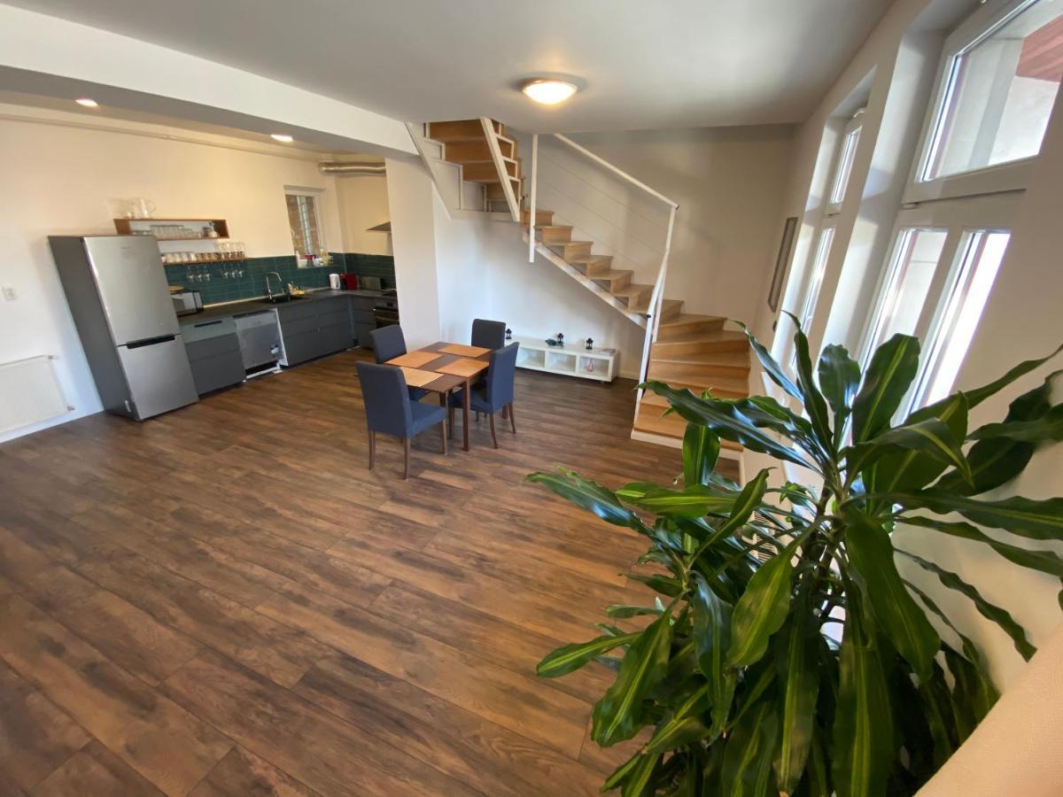 2 Bedroom 107 M2 Loft With Balcony Budapest Kültér fotó