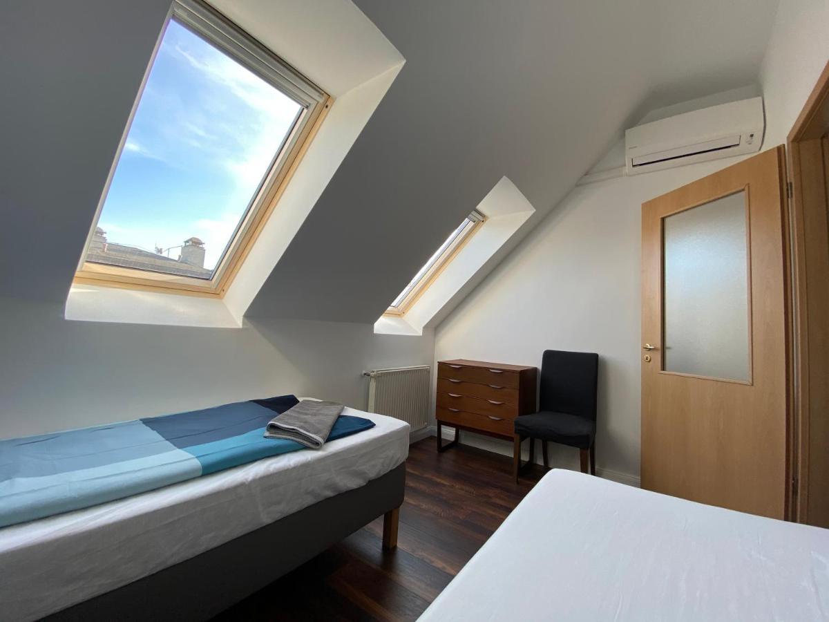 2 Bedroom 107 M2 Loft With Balcony Budapest Kültér fotó