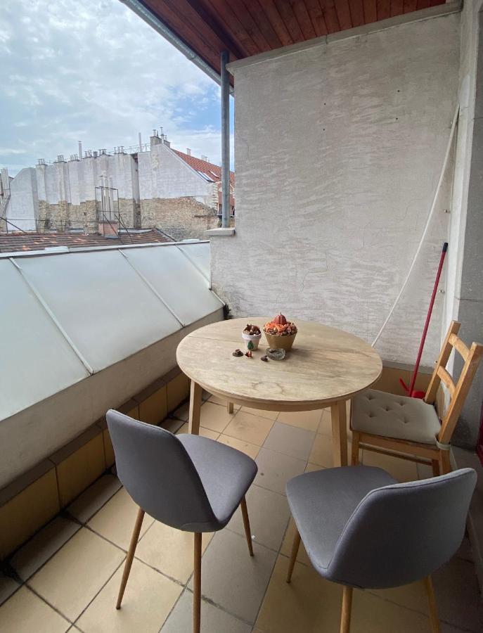 2 Bedroom 107 M2 Loft With Balcony Budapest Kültér fotó