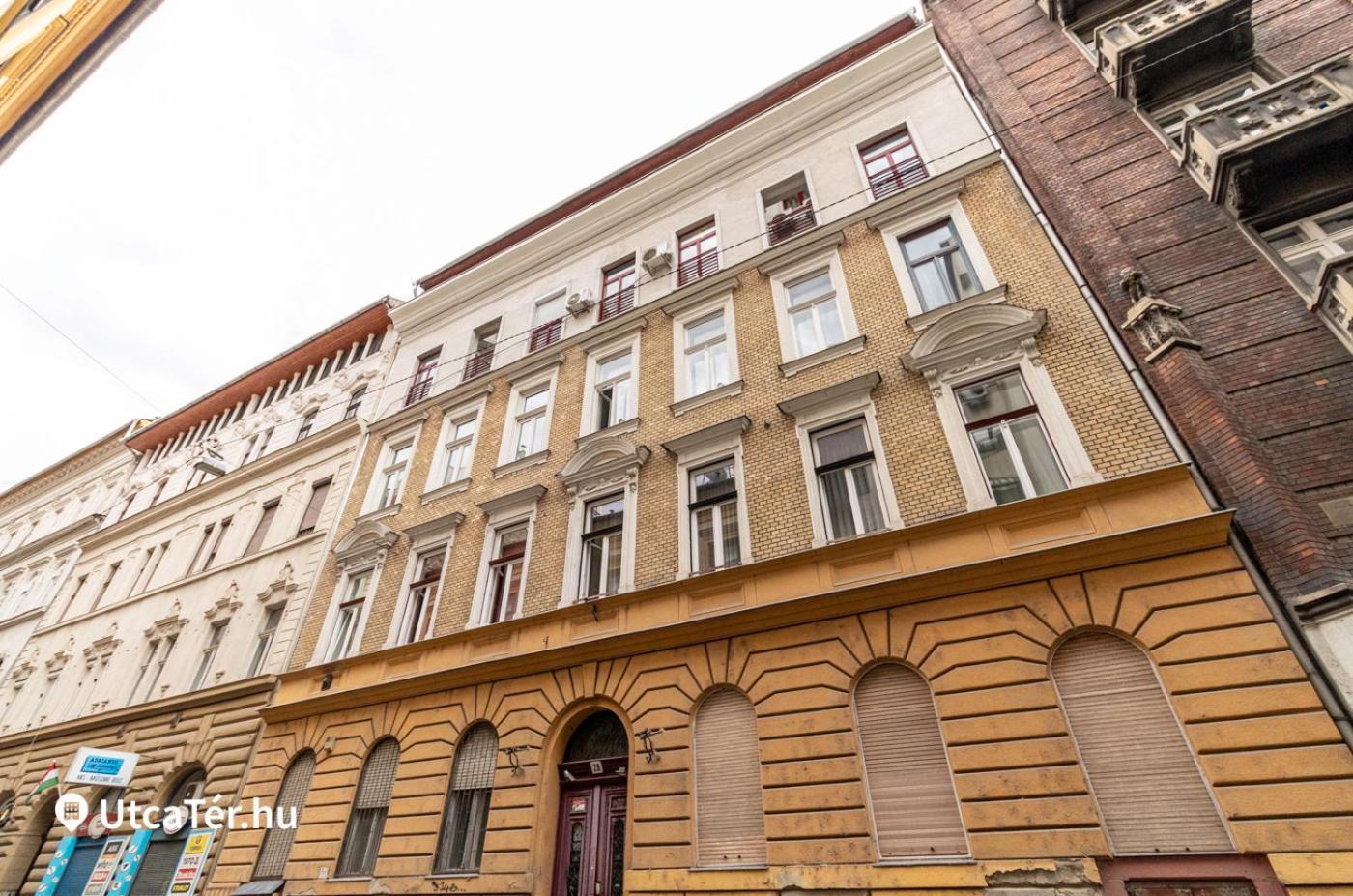 2 Bedroom 107 M2 Loft With Balcony Budapest Kültér fotó
